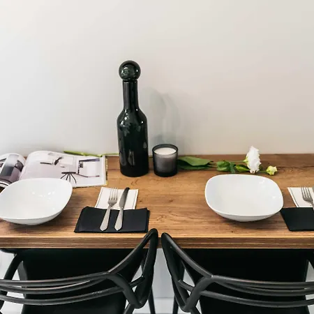 Papillon - Loftaffair Διαμέρισμα Krasków